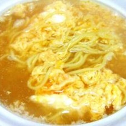 にんにくとしょうがを入れると市販のラーメンスープに負けない旨味が出ますね（*^^*）うまうまです♡